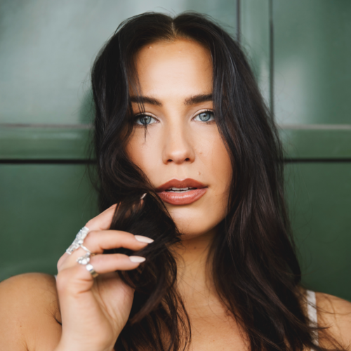 Molly Hammar