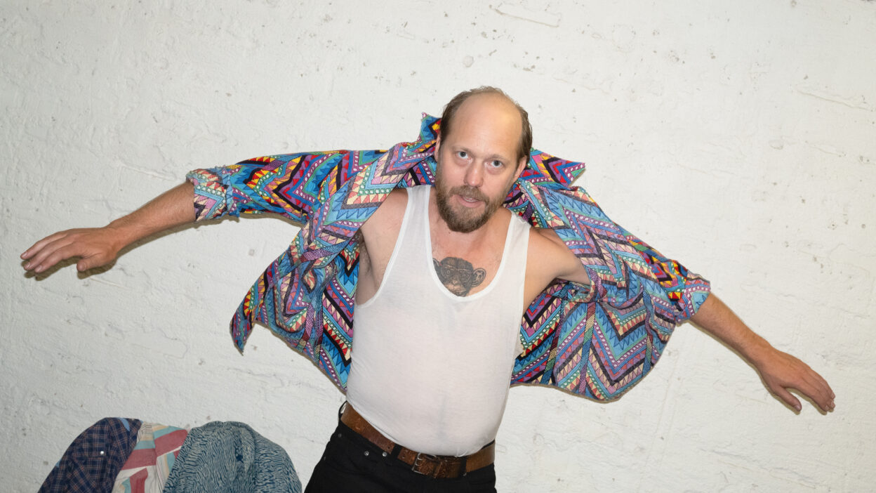 Johan Airijoki spelar på Fållan och släpper nytt album